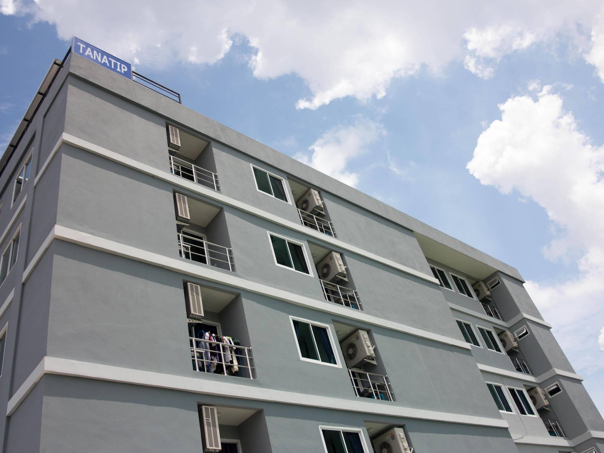 Tanatip Place Bangkok Exterior photo